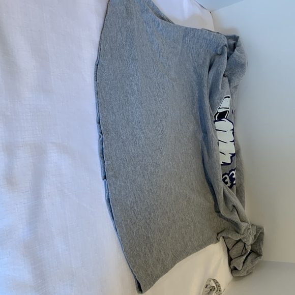 Flow Free or Die Music Short Sleeve T-Shirt Women’s Medium Large Fist Mic Gray - Picture 4 of 4